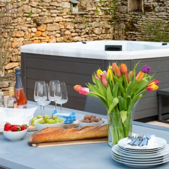 Hot Tub Stay in the Dordogne